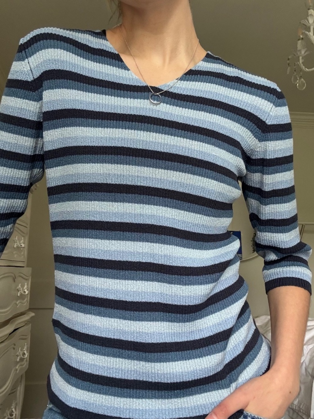 VINTAGE y2k Reitmans striped 3/4 sleeve ribbed knit v-neck sweater